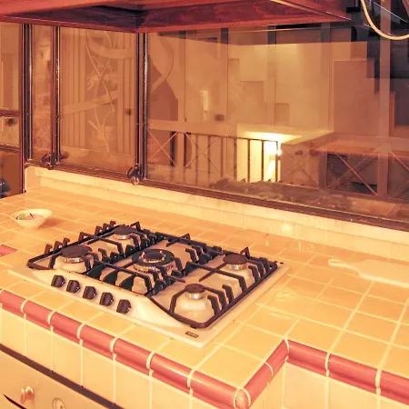 Comfortable House With Fenced Garden - - Fireplace * Surano