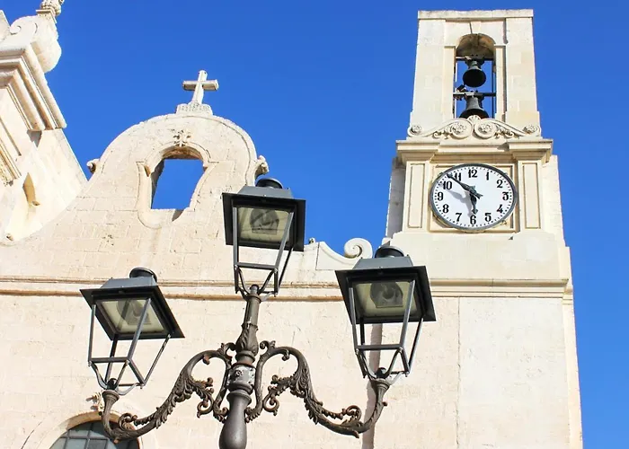 Comfortable House With Fenced Garden - - Fireplace Feriehus