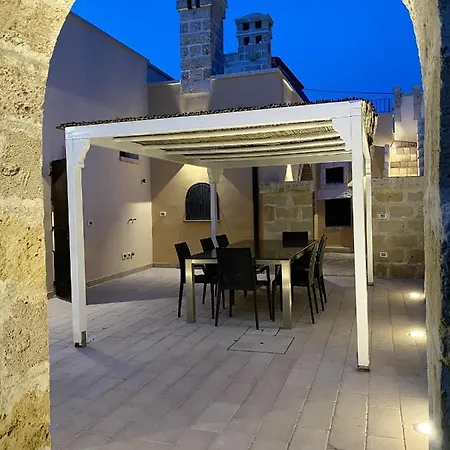 Holiday home Comfortable House With Fenced Garden - - Fireplace *