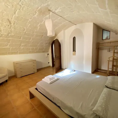 Holiday home Comfortable House With Fenced Garden - - Fireplace *